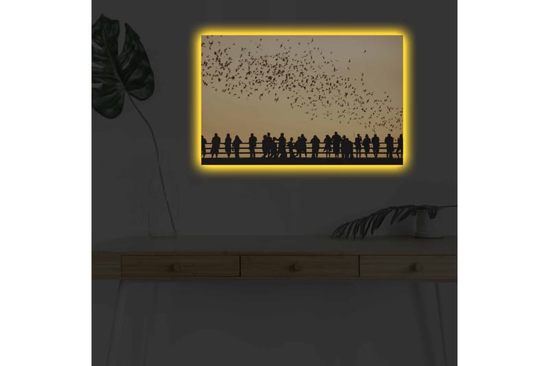 Lerretsbilde med LED-belysning - Silhuetter av mennesker mot en gyllen himmel med svevende fugler - Gull / Svart - Innredning - Bilder & kunst - Lerretsbilder