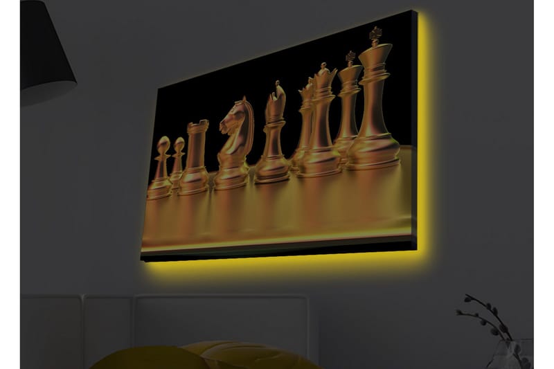 Lerretsbilde med LED-belysning - Skinnende sjakkbrikker i gulltoner - Gull / Svart - Innredning - Bilder & kunst - Lerretsbilder