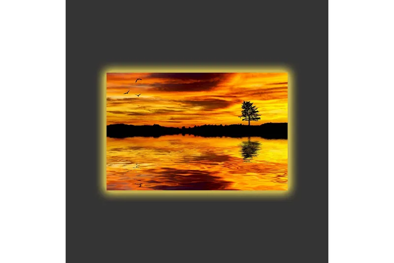 Lerretsbilde med LED-belysning - Solnedgang over en speilblank innsjø med en silhuett av et tre - Gull / Oransje / Svart - Innredning - Bilder & kunst - Lerretsbilder