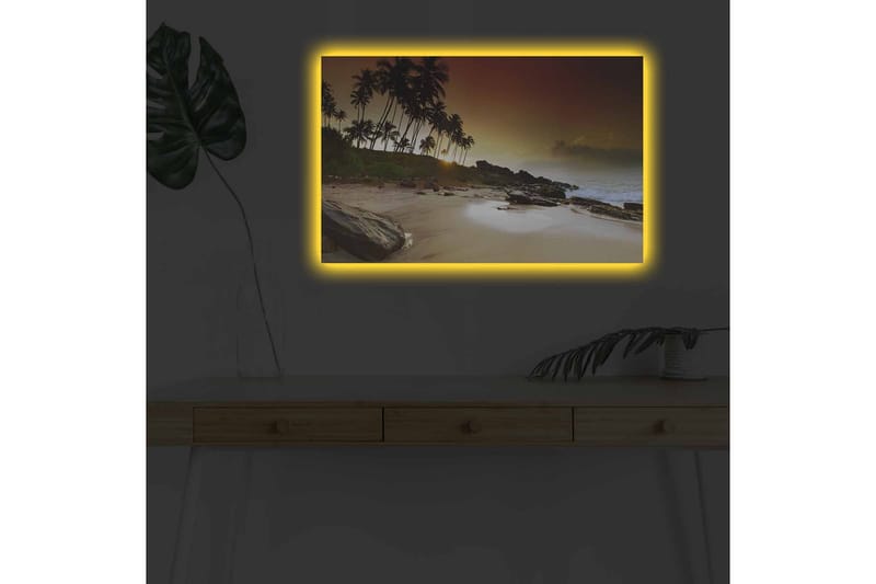 Lerretsbilde med LED-belysning - Solnedgang ved en tropisk strand med palmer og steiner - Mørk brun / Beige / Grønn - Innredning - Bilder & kunst - Lerretsbilder