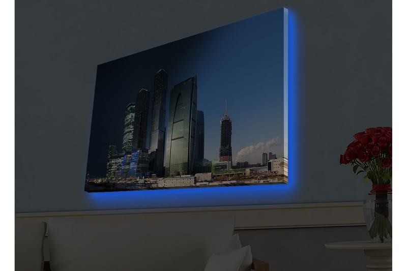 Lerretsbilde med LED-belysning - Storslått bybilde med moderne skyskrapere i kveldslyset, Mørk blå / Grønn / Svart