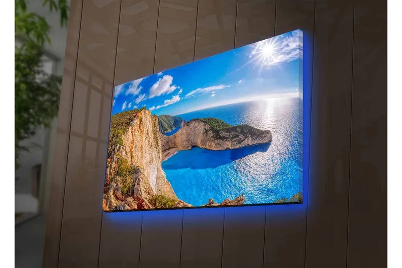 Lerretsbilde med LED-belysning - Storslått kystlandskap med klipper og turkis hav - Turkis / Beige / Grønn - Innredning - Bilder & kunst - Lerretsbilder