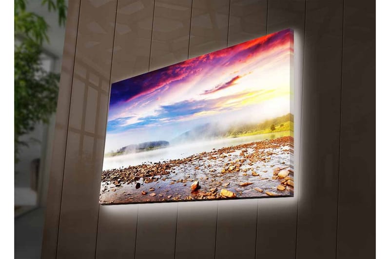 Lerretsbilde med LED-belysning - Storslått landskapsutsikt med tåke over en innsjø og fargerik himmel - Lilla / Oransje / Blå - Innredning - Bilder & kunst - Lerretsbilder