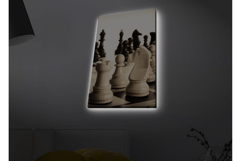 Lerretsbilde med LED-belysning - Strategisk sjakkoppsett med trebrikker - Beige / Svart / Brun - Innredning - Bilder & kunst - Lerretsbilder