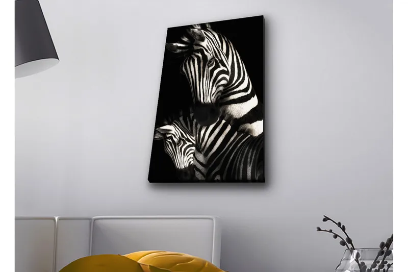 Lerretsbilde med LED-belysning - Svart-hvite sebraer med karakteristiske striper, Svart / Hvit