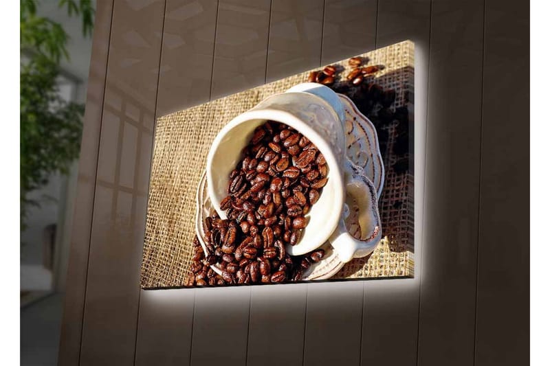 Lerretsbilde med LED-belysning - Utkast til en kopp med kaffebønner spredt over et jutestoff - Mørk brun / Beige - Innredning - Bilder & kunst - Lerretsbilder