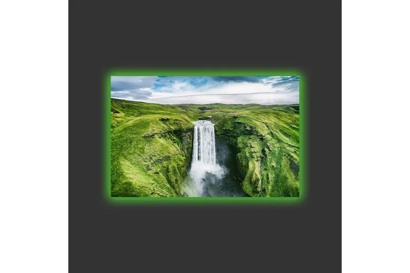 Lerretsbilde med LED-belysning - Vakker foss i en frodig dal - Grønn / Hvit / Blå - Innredning - Bilder & kunst - Lerretsbilder