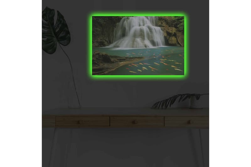 Lerretsbilde med LED-belysning - Vakker foss med svømmende karper i klart vann - Turkis / Grønn / Oransje - Innredning - Bilder & kunst - Lerretsbilder