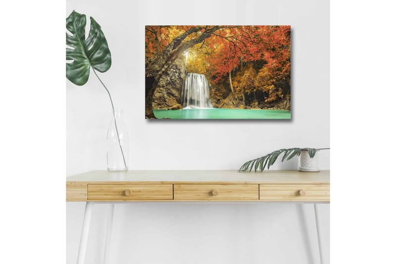 Lerretsbilde med LED-belysning - Vakker foss omgitt av høstfargede trær, Oransje / Grønn / Brun