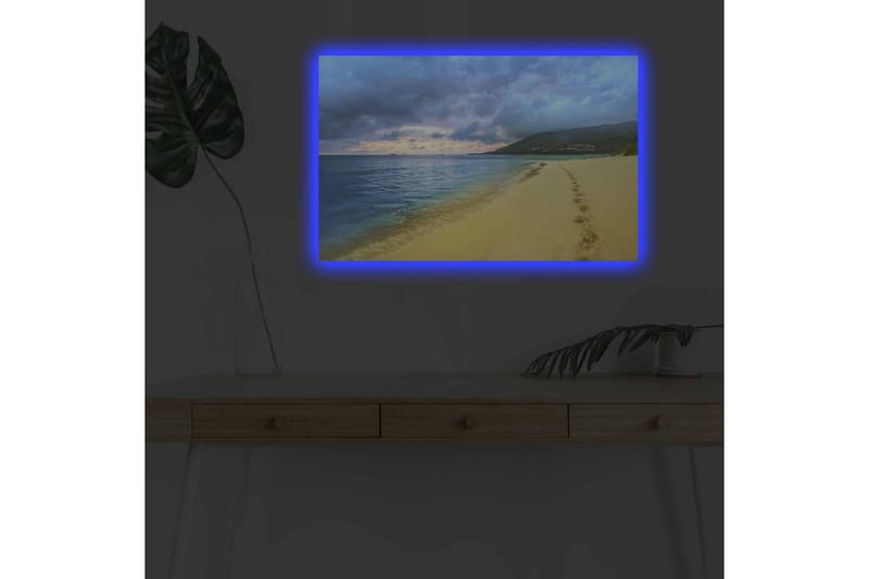 Lerretsbilde med LED-belysning - Vakker strand med fotspor i sanden og en dramatisk himmel - Blå / Sandgul / Grå - Innredning - Bilder & kunst - Lerretsbilder