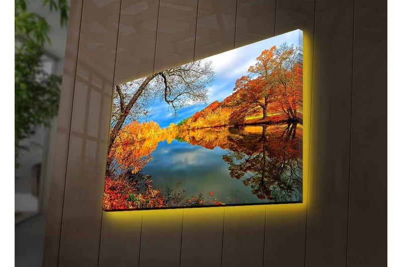 Lerretsbilde med LED-belysning - Vakkert høstlandskap med speilblanke innsjøer og fargerike trær - Oransje / Gul / Grønn - Innredning - Bilder & kunst - Lerretsbilder
