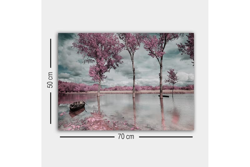 Lerretsbilde - Rosa trær ved en speilblank innsjø med en båt i forgrunnen - Rosa / Grå / Blå - Innredning - Bilder & kunst - Lerretsbilder