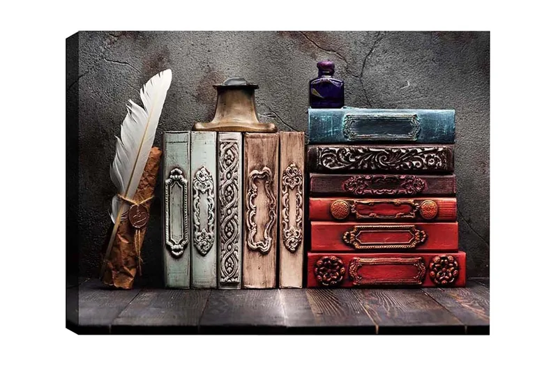 Lerretsbilde - Samling av antikke bøker med dekorative rygger og fjærpenn, Mørk rød / Grønn / Blå