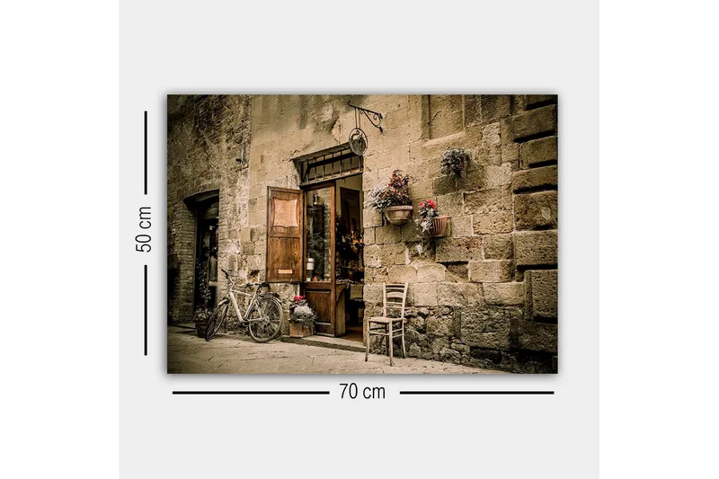 Lerretsbilde - Sjarmerende gatebilde med sykkel og åpen dør til butikk - Beige / Brun / Grønn - Innredning - Bilder & kunst - Lerretsbilder