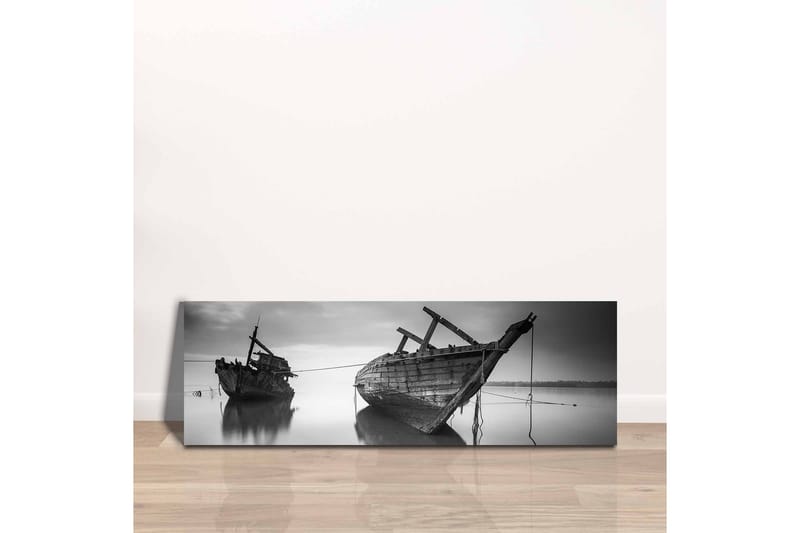Lerretsbilde - Skipsvrak i rolige farvann - Svart / Hvit / Grå - Innredning - Bilder & kunst - Lerretsbilder