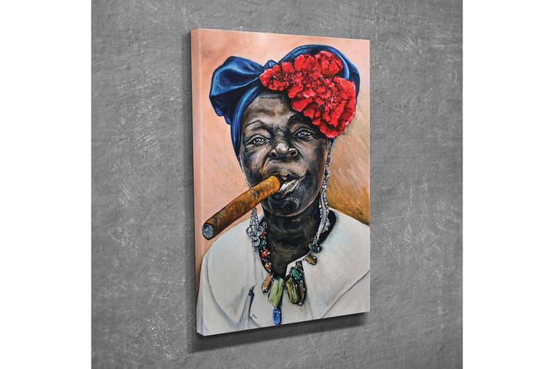 Lerretsbilde - Portrett av en kvinne med sigar og fargerik hodeplagg - Mørk blå / Rød / Hudtone - Innredning - Bilder & kunst - Lerretsbilder