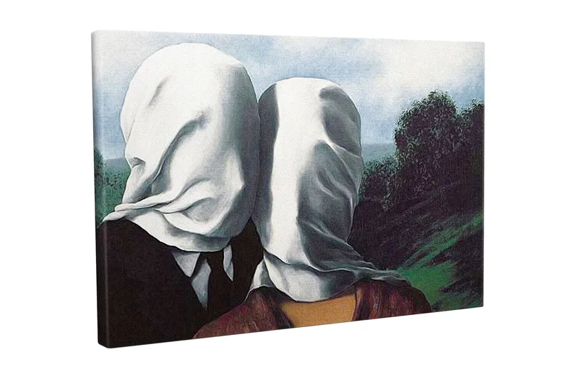 Lerretsbilde - Par med hvite kluter som dekker ansiktene, stående i et frodig landskap, Hvit / Svart / Grønn