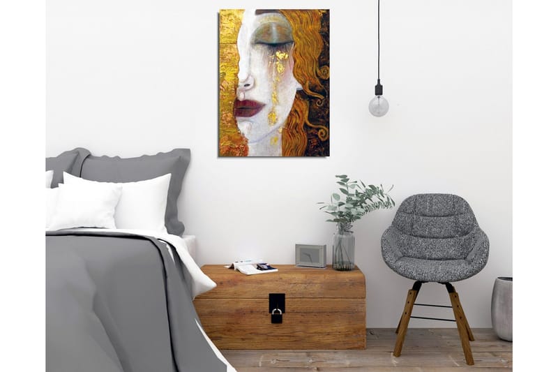 Lerretsbilde - Portrett av en kvinne med tårer av gull - Gull / Hudtone / Brun - Innredning - Bilder & kunst - Lerretsbilder