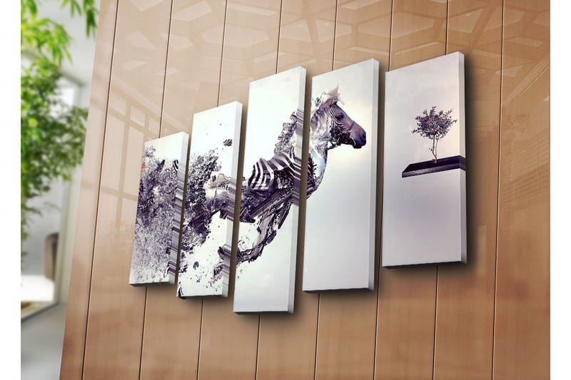 Stort lerretsbilde i 5 deler 105x70 cm - Dynamisk hest i bevegelse med fragmentert struktur - Grå / Svart / Hvit - Innredning - Bilder & kunst - Lerretsbilder