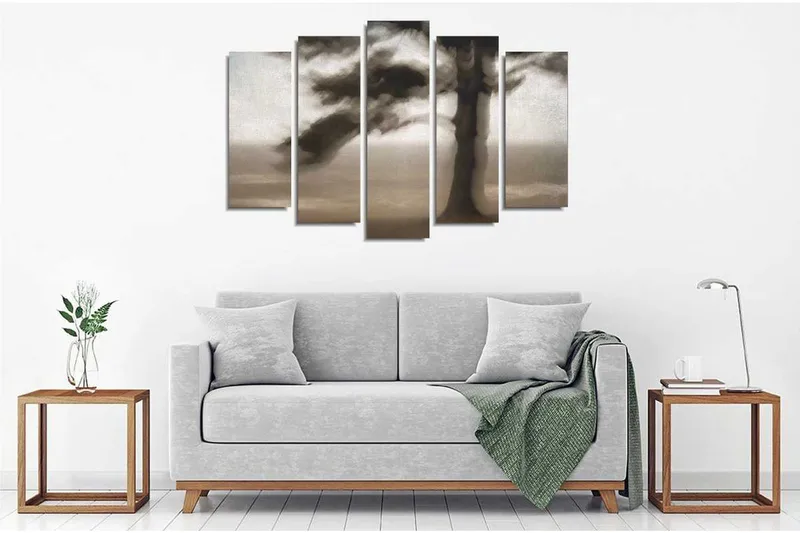 Stort lerretsbilde i 5 deler 105x70 cm - Mørk silhuett av et tre mot en tåkete bakgrunn - Svart / Grå / Hvit - Innredning - Bilder & kunst - Lerretsbilder