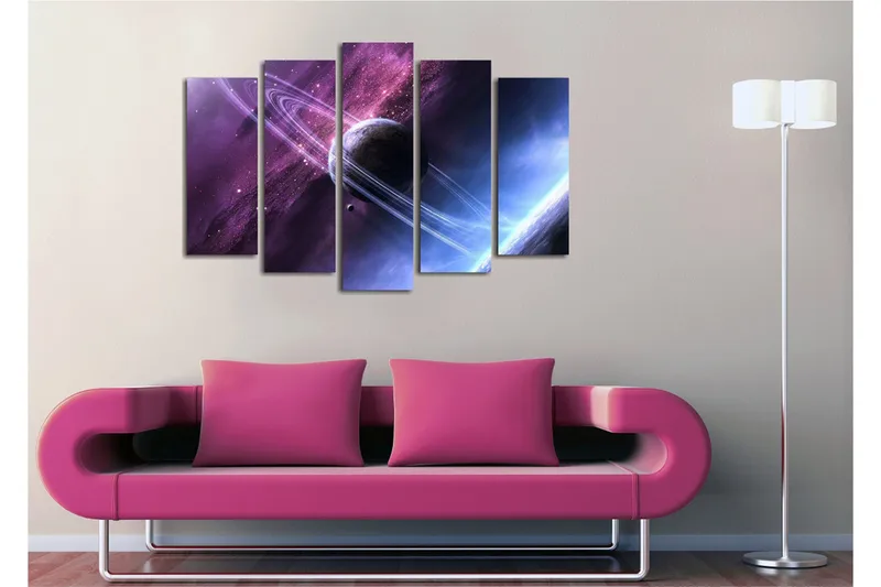 Stort lerretsbilde i 5 deler 105x70 cm - Romlandskap med en planet og ringer på en stjernehimmel - Lilla / Blå / Svart - Innredning - Bilder & kunst - Lerretsbilder