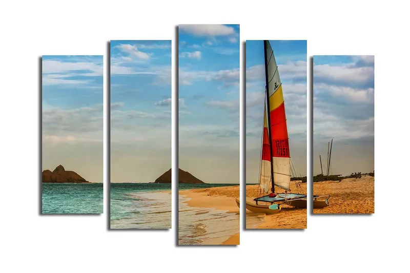 Stort lerretsbilde i 5 deler 105x70 cm - Seilbåt på en strand med klart vann og sanddyner - Blå / Oransje / Gul - Innredning - Bilder & kunst - Lerretsbilder