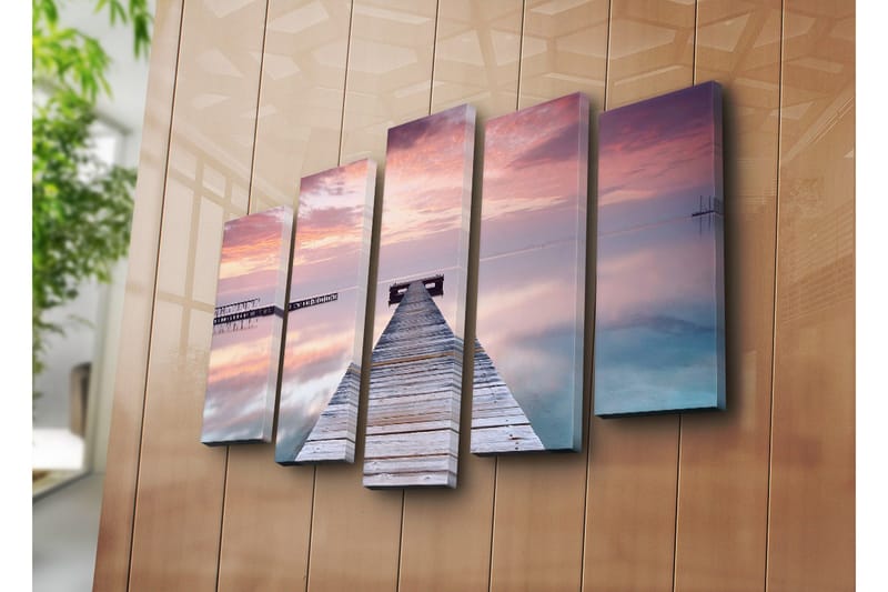 Stort lerretsbilde i 5 deler 105x70 cm - Stillhet ved en brygge i solnedgangens myke lys - Lilla / Rosa / Blå - Innredning - Bilder & kunst - Lerretsbilder