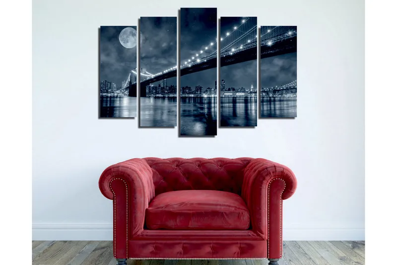 Stort lerretsbilde i 5 deler 105x70 cm - Svart-hvitt bybilde med bro og måne om natten - Svart / Grå / Hvit - Innredning - Bilder & kunst - Lerretsbilder