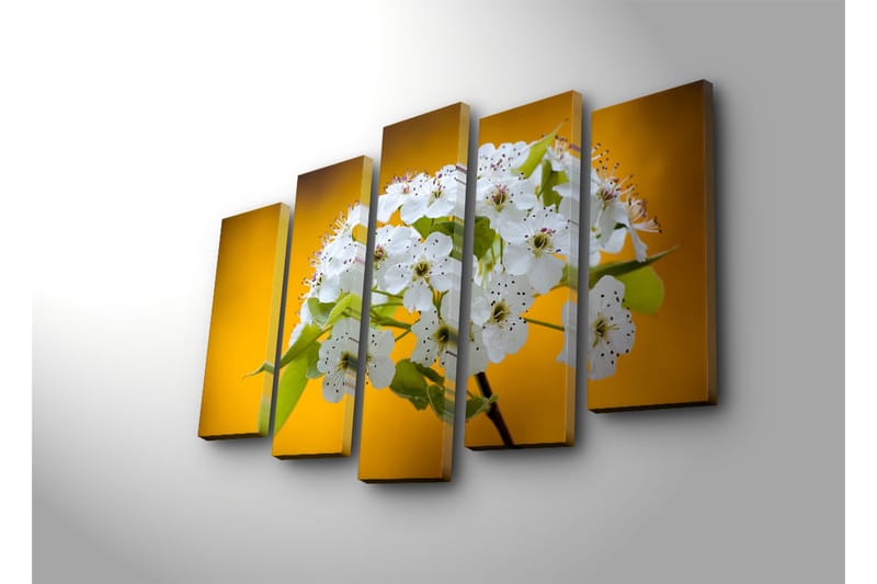 Stort lerretsbilde i 5 deler 105x70 cm - Vakker bukett med hvite blomster mot en varm gul bakgrunn - Hvit / Gul - Innredning - Bilder & kunst - Lerretsbilder