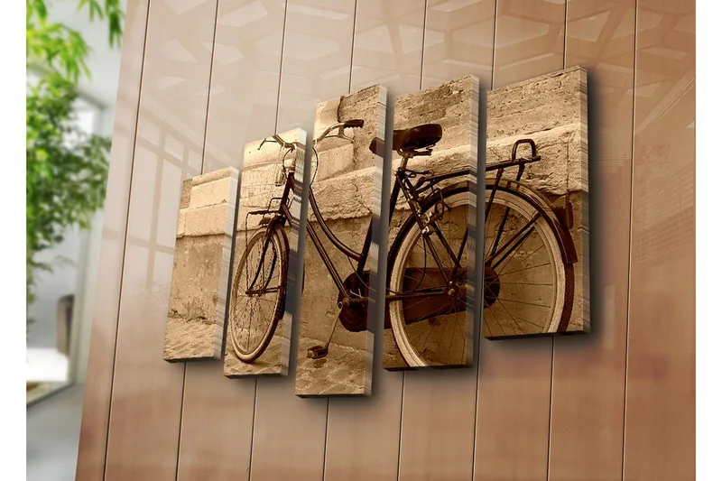 Stort lerretsbilde i 5 deler 105x70 cm - Vintage sykkel lent mot en vegg - Svart / Beige / Brun - Innredning - Bilder & kunst - Lerretsbilder