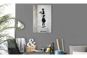 Tavla Bomb Hugger By Banksy VALUE_MISSING_3 80x120 - Innredning - Bilder & kunst - Lerretsbilder