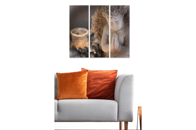 Trelerretsbilde 3-delt 50x70 cm - Stående engel med hendene foldet i bønn - Beige / Grå / Sølv - Innredning - Bilder & kunst - Lerretsbilder