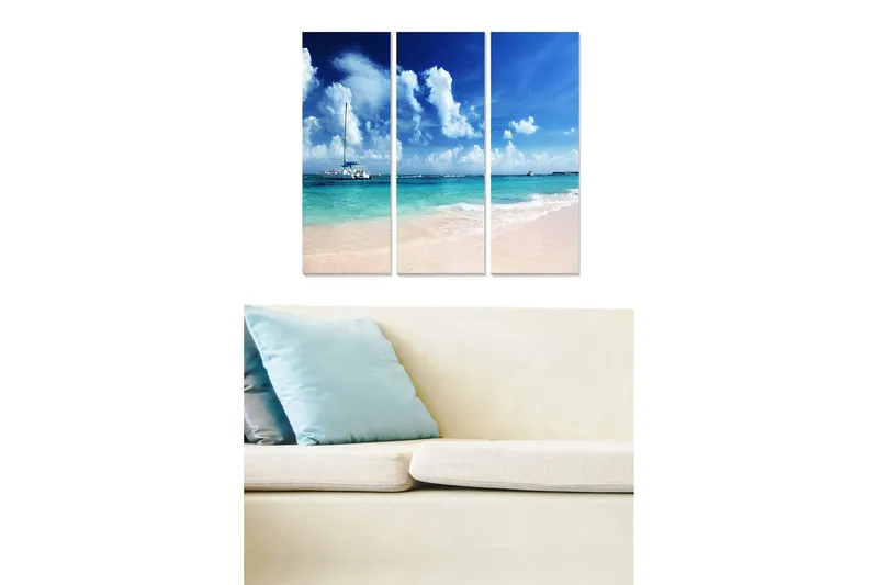Trelerretsbilde 3-delt 50x70 cm - Vakker strandscene med seilbåt og klar blå himmel, Blå / Turkis / Beige