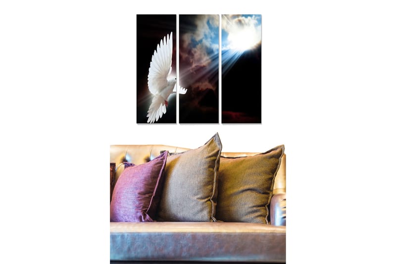 Trelerretsbilde i tre, 3-delt, 50x70 cm - Hvit due i flukt mot en dramatisk himmel, Hvit / Svart / Blå