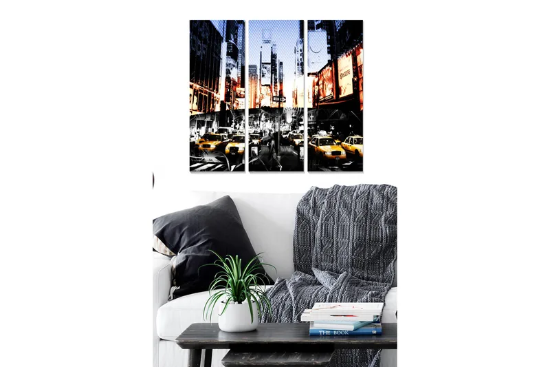 Trelerretsbilde i tre, 3-delt, 50x70 cm - Livlig bylandskap med gule drosjer i et urbant miljø, Gul / Svart / Blå