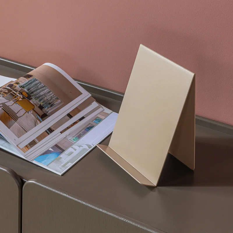 Bokstøtte stående Brook 19 cm - Sand - Innredning - Dekorasjon - Pyntegjenstand - Bokstøtte