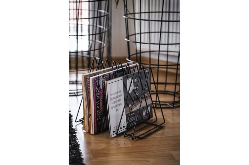 Horatio Tidningsställ 28x23 cm - Sort - Innredning - Dekorasjon - Pyntegjenstand - Pyntebok & coffee table book