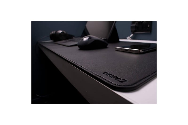 Skrivebordsmatte Desire2 Vegansk Lær 400x900mm Sølv - Sølv - Innredning - Dekorasjon - Skrivebordunderlag