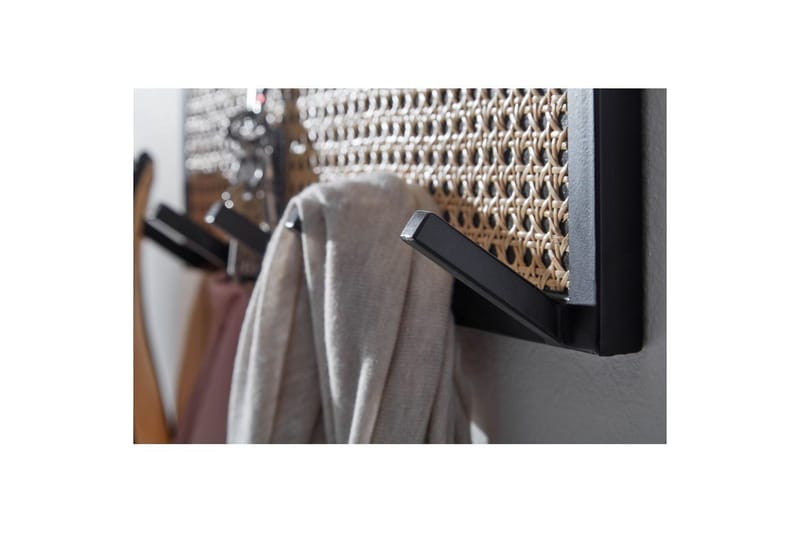 Garderobe Wohnling Vegghengt knaggrekke laget av massivt mangotre, to-rads metallkrokrekke, pulverlakkert - Oppbevaring - Klesoppbevaring - Stumtjener