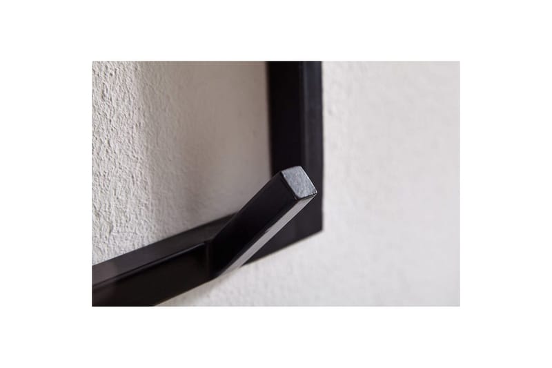 Vegghylle Wohnling Vegghengt knaggrekke i metall med massivt tre 70 cm industriell - Oppbevaring - Klesoppbevaring - Stumtjener