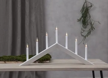 Arrow lysestake 69 cm - hvit - Innredning - Julepynt & helgedekorasjon - Julepynt & juledekorasjon