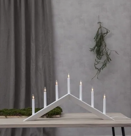Arrow lysestake 69 cm - hvit - Innredning - Julepynt & helgedekorasjon - Julepynt & juledekorasjon