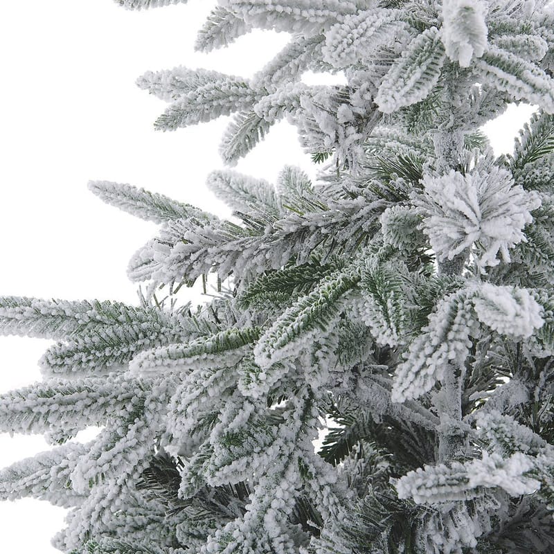 Bassie Snøfull Plastgran 210 cm - Hvit/Grønn - Innredning - Julepynt & helgedekorasjon - Julepynt & juledekorasjon - Plastjuletre