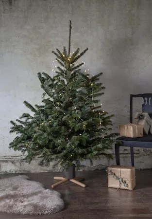 Granig juletrefot 45 cm - muldvarpfarget og naturtre - Innredning - Julepynt & helgedekorasjon - Julepynt & juledekorasjon