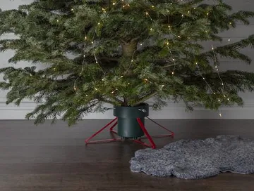 Granig juletrefot 57 cm - grønn/rød - Innredning - Julepynt & helgedekorasjon - Julepynt & juledekorasjon