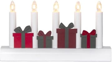 Julia lysestake 28 cm - hvit med flerfargede julegaver - Innredning - Julepynt & helgedekorasjon - Julepynt & juledekorasjon