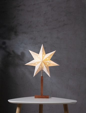 Karo Stjerne på fot 34 cm - Hvit og akasie - Innredning - Julepynt & helgedekorasjon - Julepynt & juledekorasjon