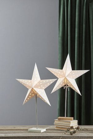 Leo fot, skjerm og stjerne 43 cm - hvit/eik - Innredning - Julepynt & helgedekorasjon - Julepynt & juledekorasjon