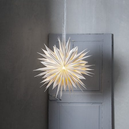 Print papirstjerne 60 cm - hvit med beige striper - Innredning - Julepynt & helgedekorasjon - Julepynt & juledekorasjon