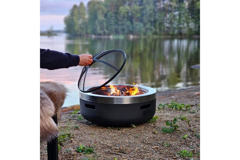 Ildsted Mustang Burbank - Svart||Sølv - Innredning - Peis - Utepeis & ildsted